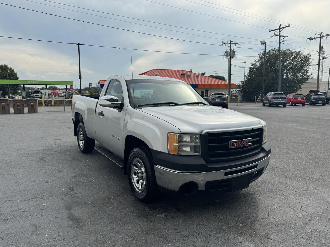 GMC Sierra 1500 2WD Reg Cab 119.0" Work Truck 2013