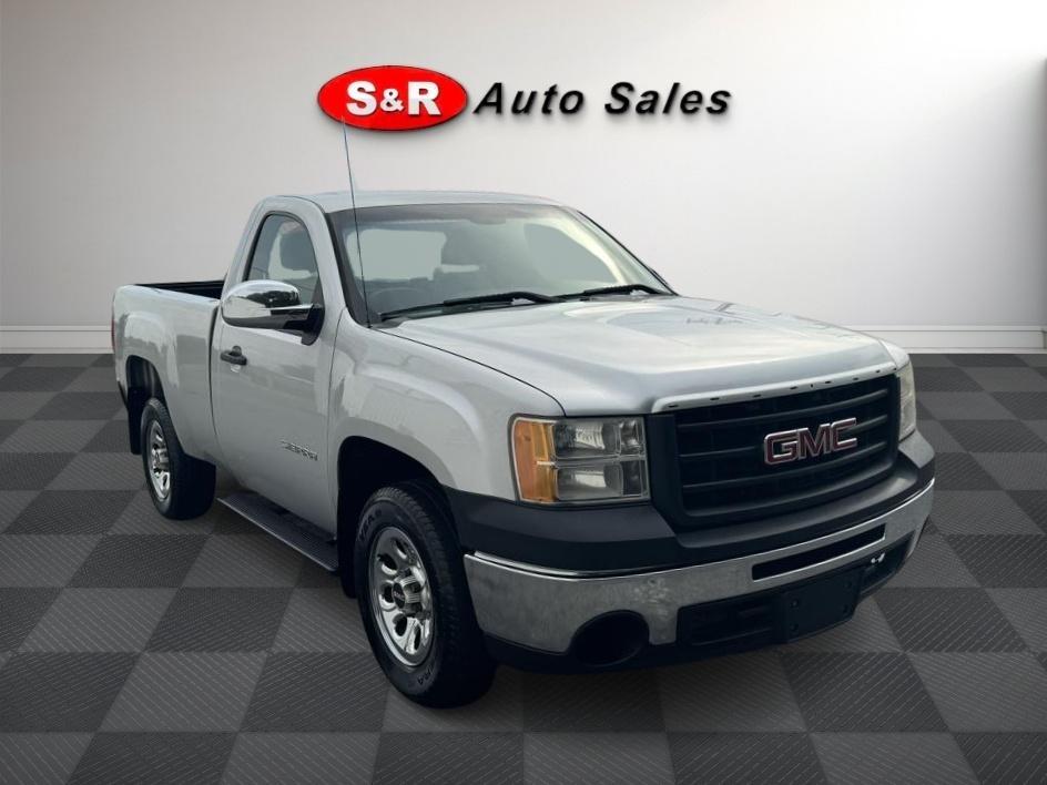 GMC Sierra 1500 2WD Reg Cab 119.0" Work Truck 2013