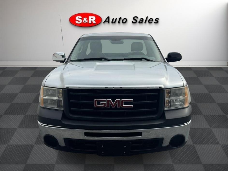 GMC Sierra 1500 2WD Reg Cab 119.0" Work Truck 2013
