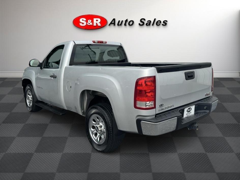 GMC Sierra 1500 2WD Reg Cab 119.0" Work Truck 2013
