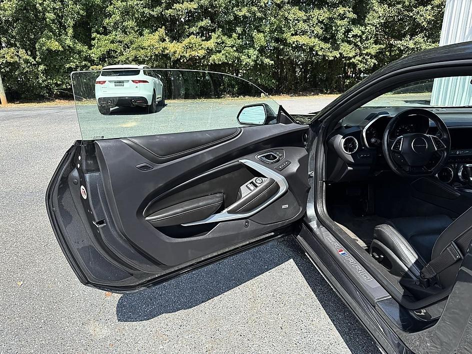 Chevrolet Camaro 2dr Cpe 2LT 2016