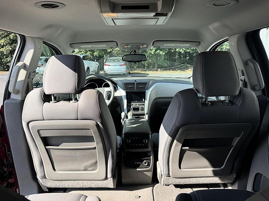 Chevrolet Traverse FWD 4dr LT w/1LT 2011