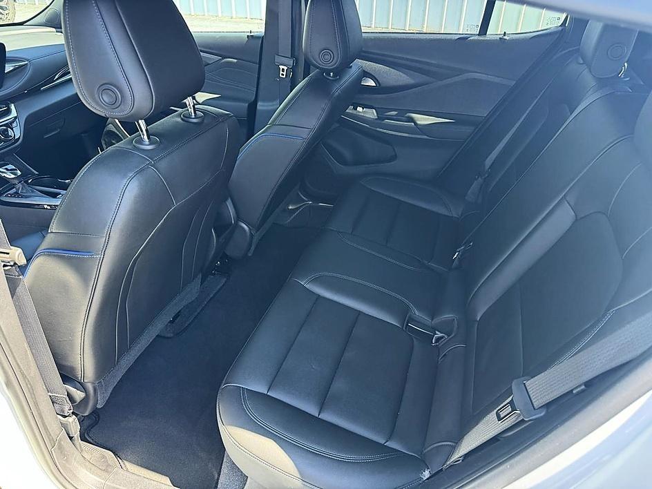 Buick Envista FWD 4dr Sport Touring 2025