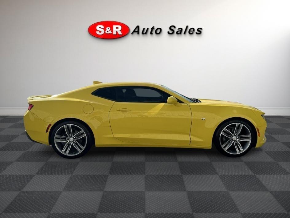 Chevrolet Camaro 2dr Cpe 1LT 2018