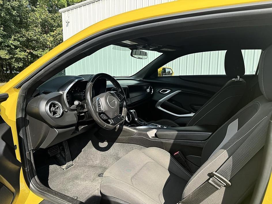 Chevrolet Camaro 2dr Cpe 1LT 2018