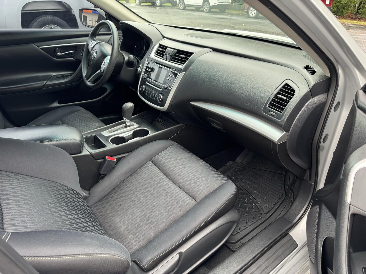 Nissan Altima 2.5 S Sedan 2018