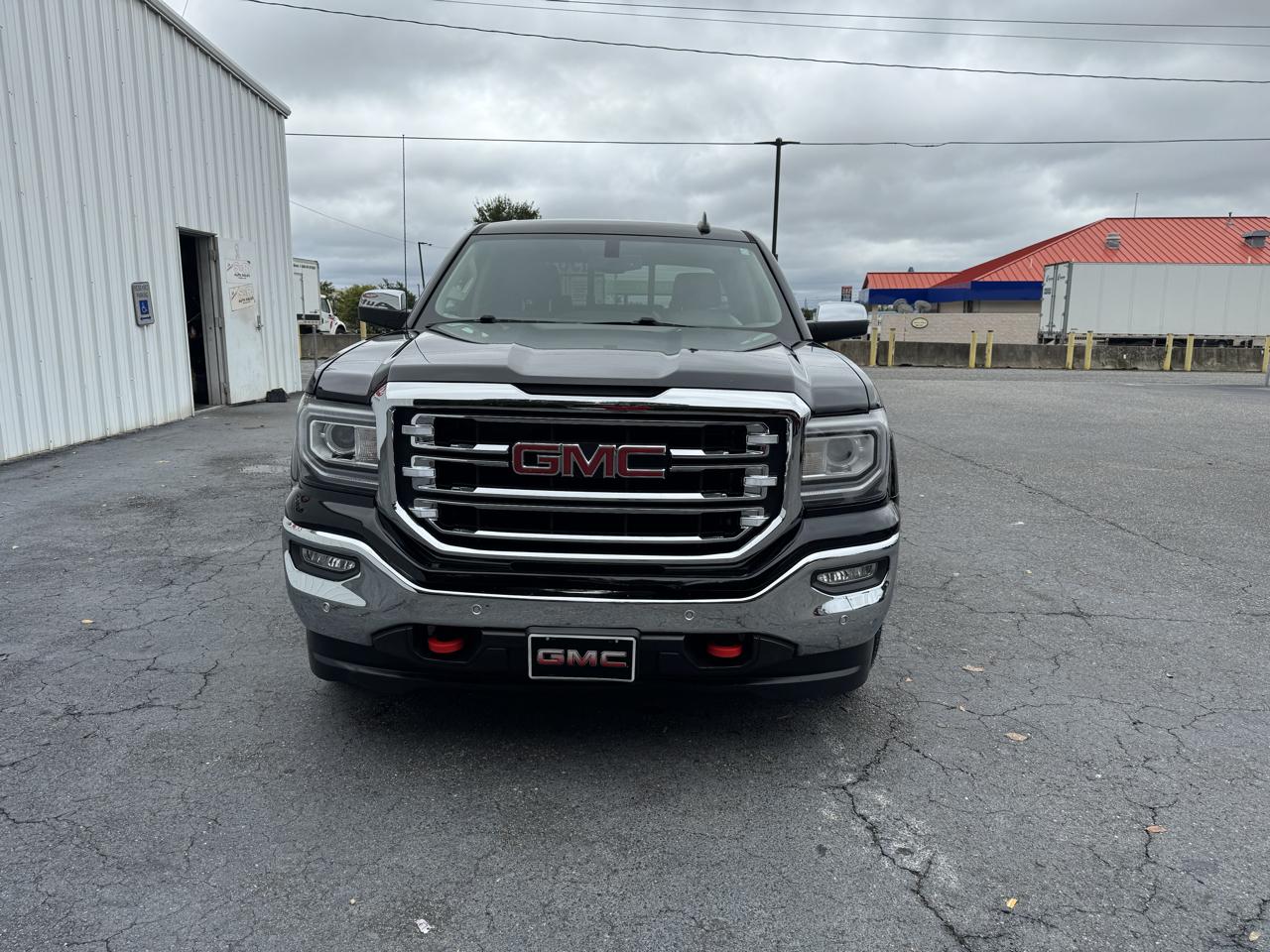GMC Sierra 1500 4WD Crew Cab 153.0" SLT 2018