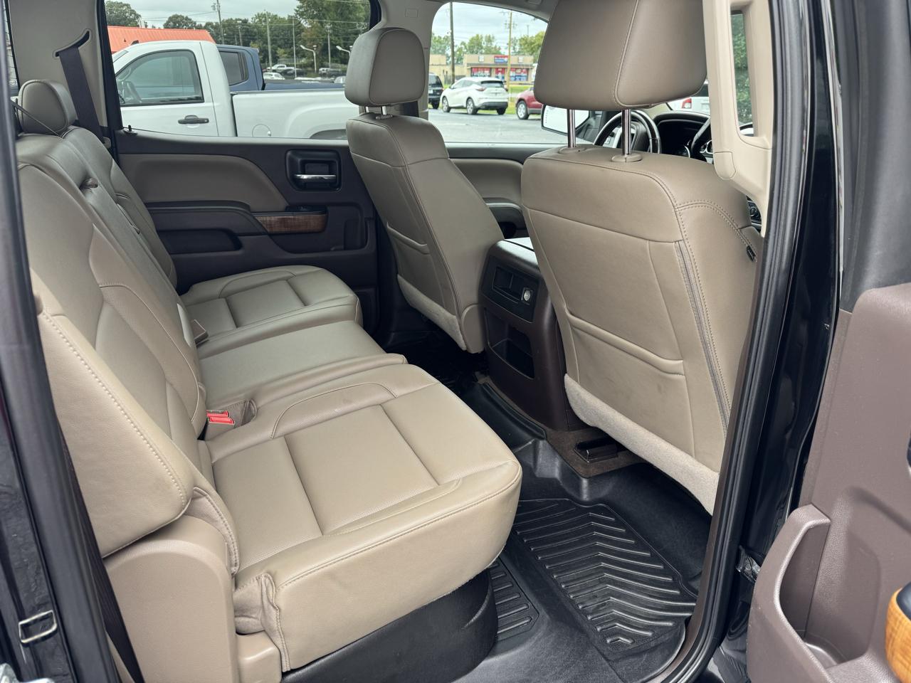 GMC Sierra 1500 4WD Crew Cab 153.0" SLT 2018