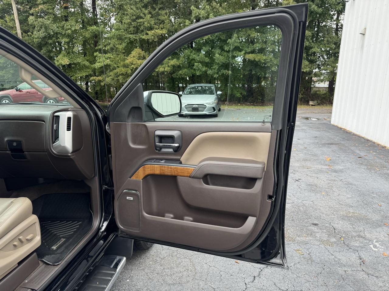 GMC Sierra 1500 4WD Crew Cab 153.0" SLT 2018