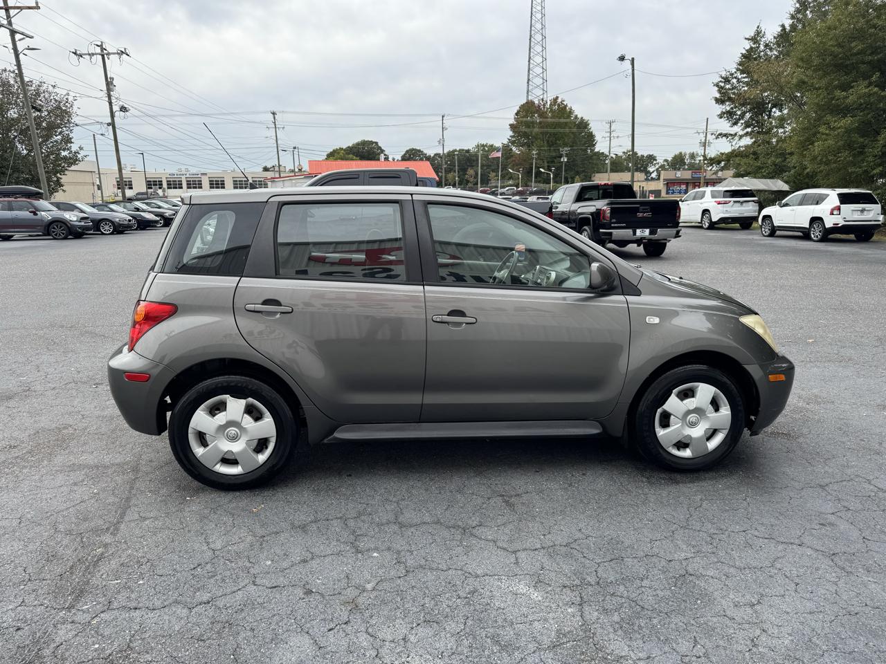 Scion xA 4dr Sdn Manual (Natl) 2005