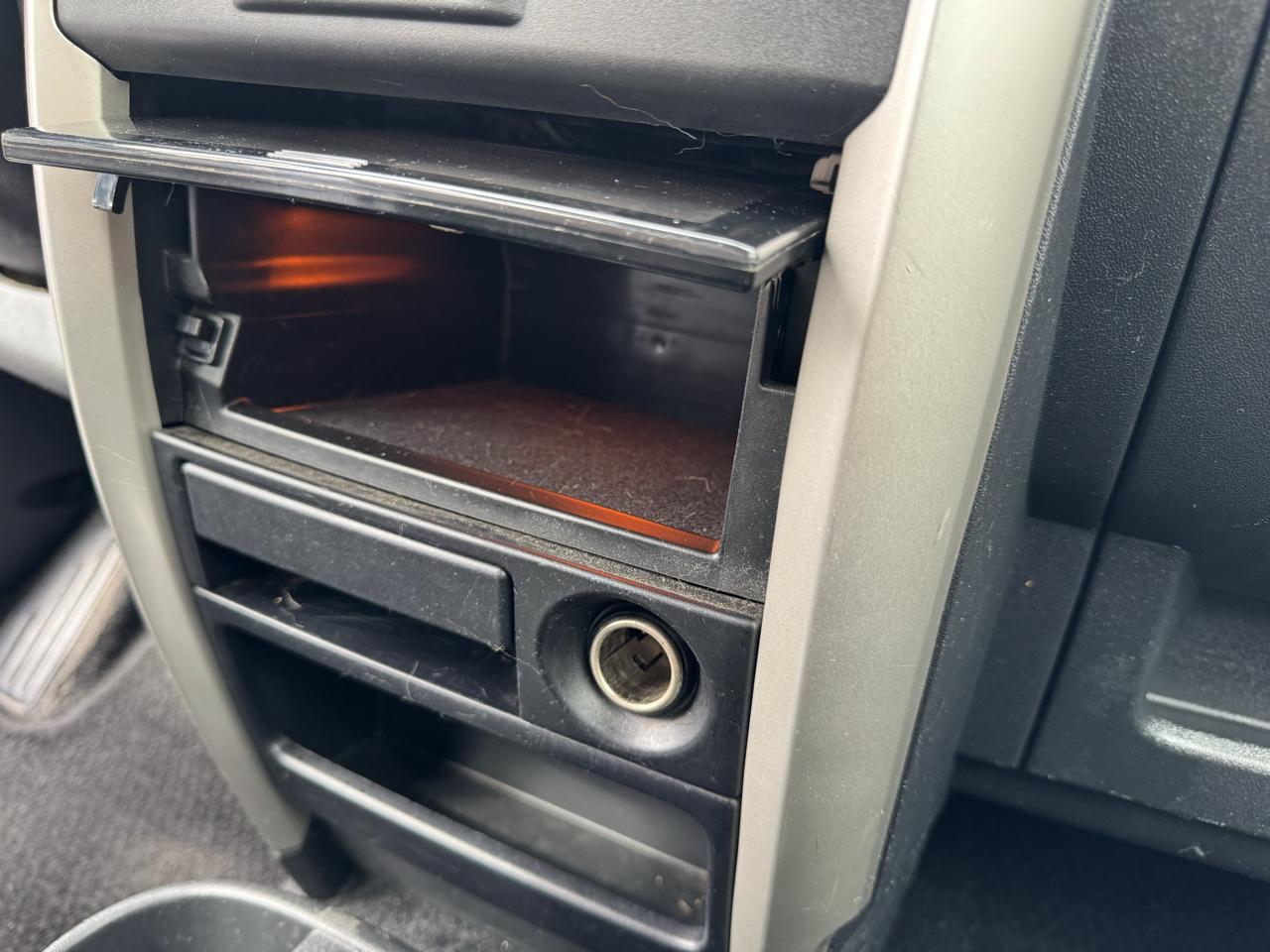 Scion xA 4dr Sdn Manual (Natl) 2005