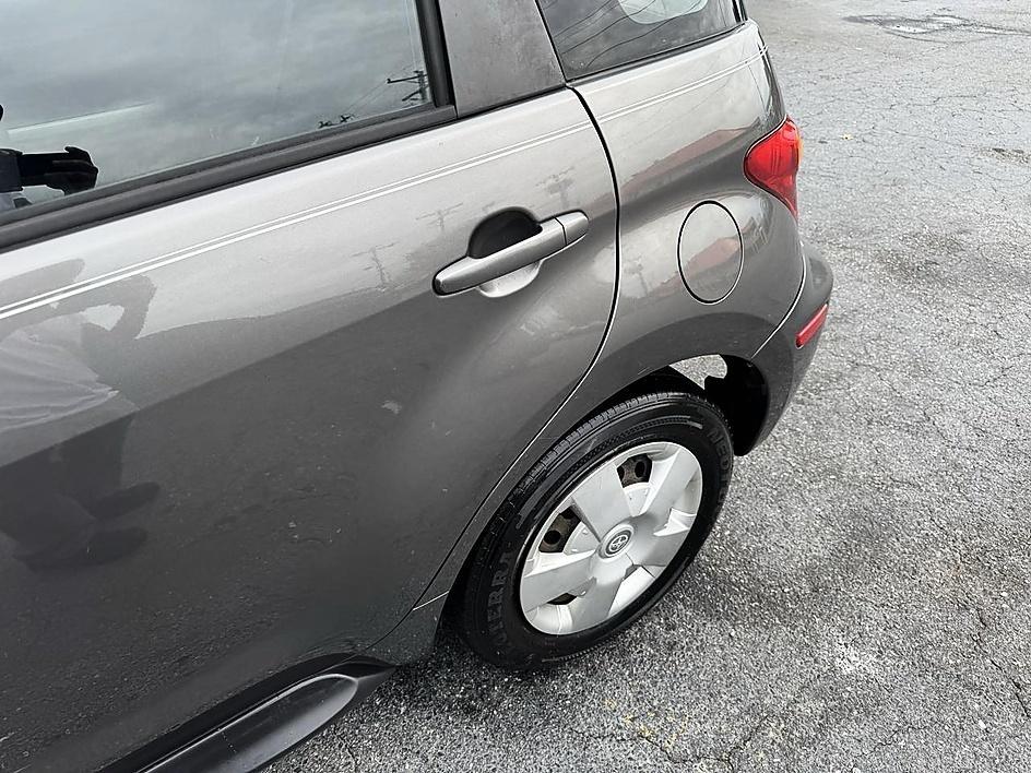 Scion xA 4dr Sdn Manual (Natl) 2005