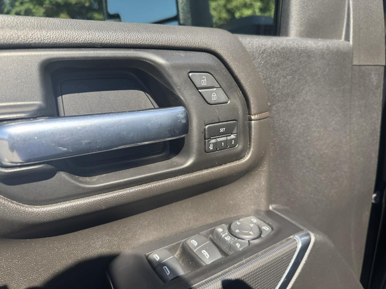 GMC Sierra 2500HD 4WD Crew Cab 159" AT4 2022