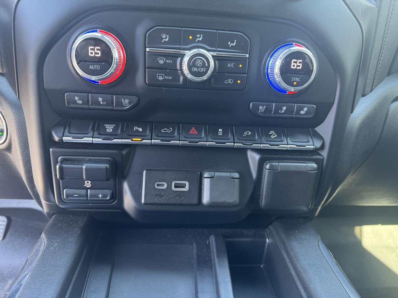 GMC Sierra 2500HD 4WD Crew Cab 159" AT4 2022