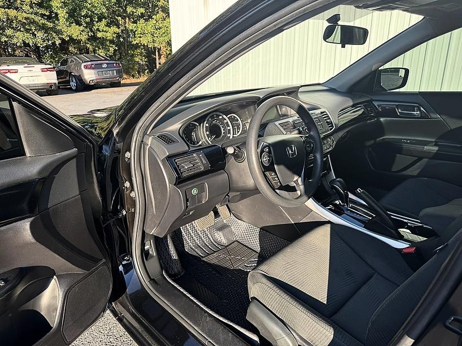 Honda Accord Sedan LX CVT 2017