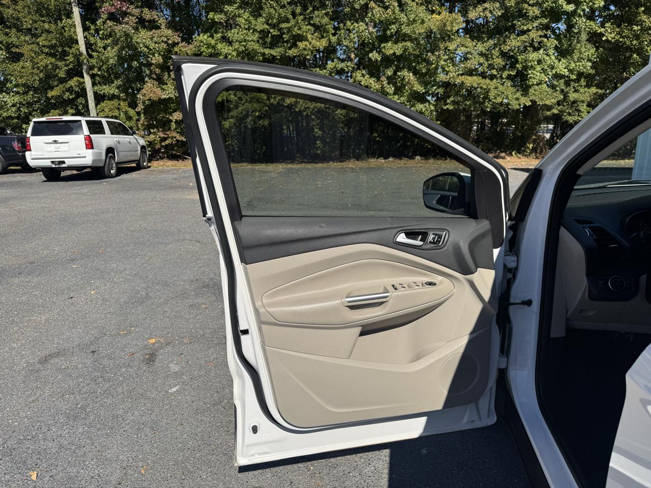 Ford Escape Titanium 4WD 2017