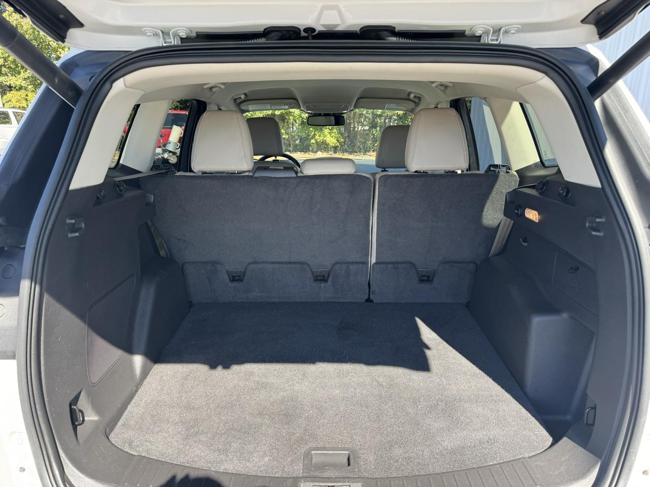 Ford Escape Titanium 4WD 2017