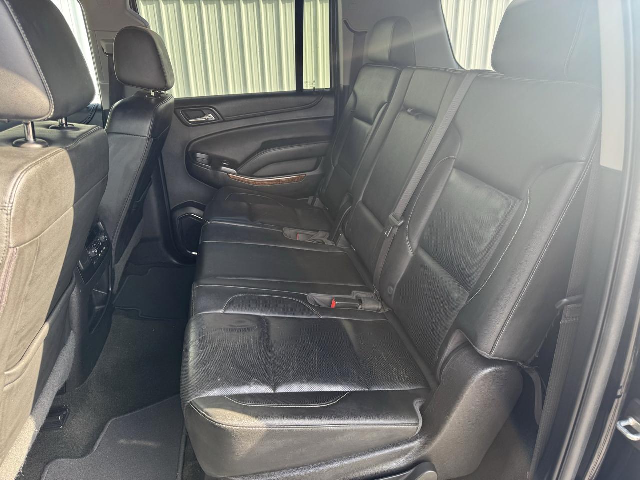 Chevrolet Suburban 4WD 4dr 1500 Premier 2018