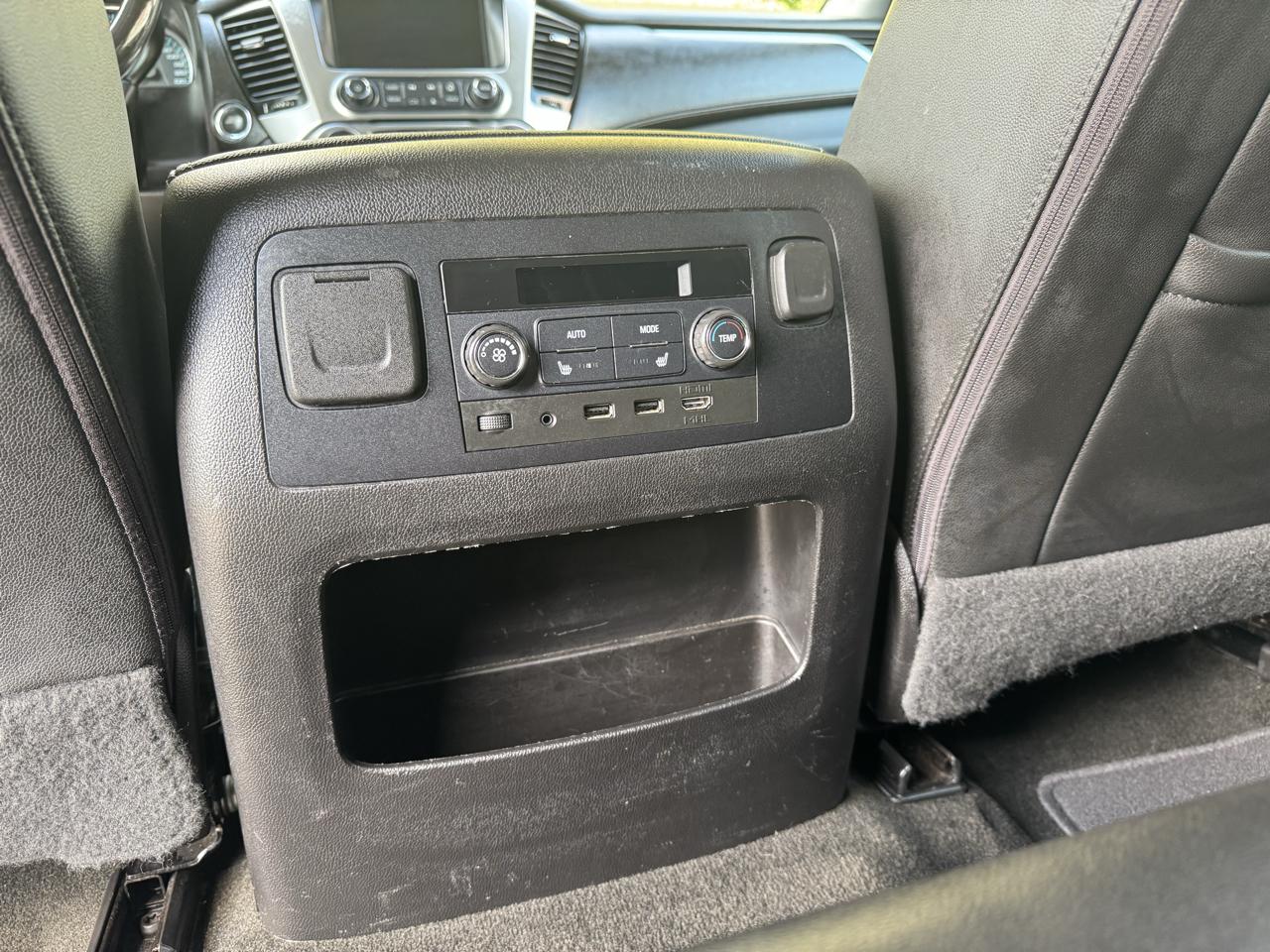 Chevrolet Suburban 4WD 4dr 1500 Premier 2018