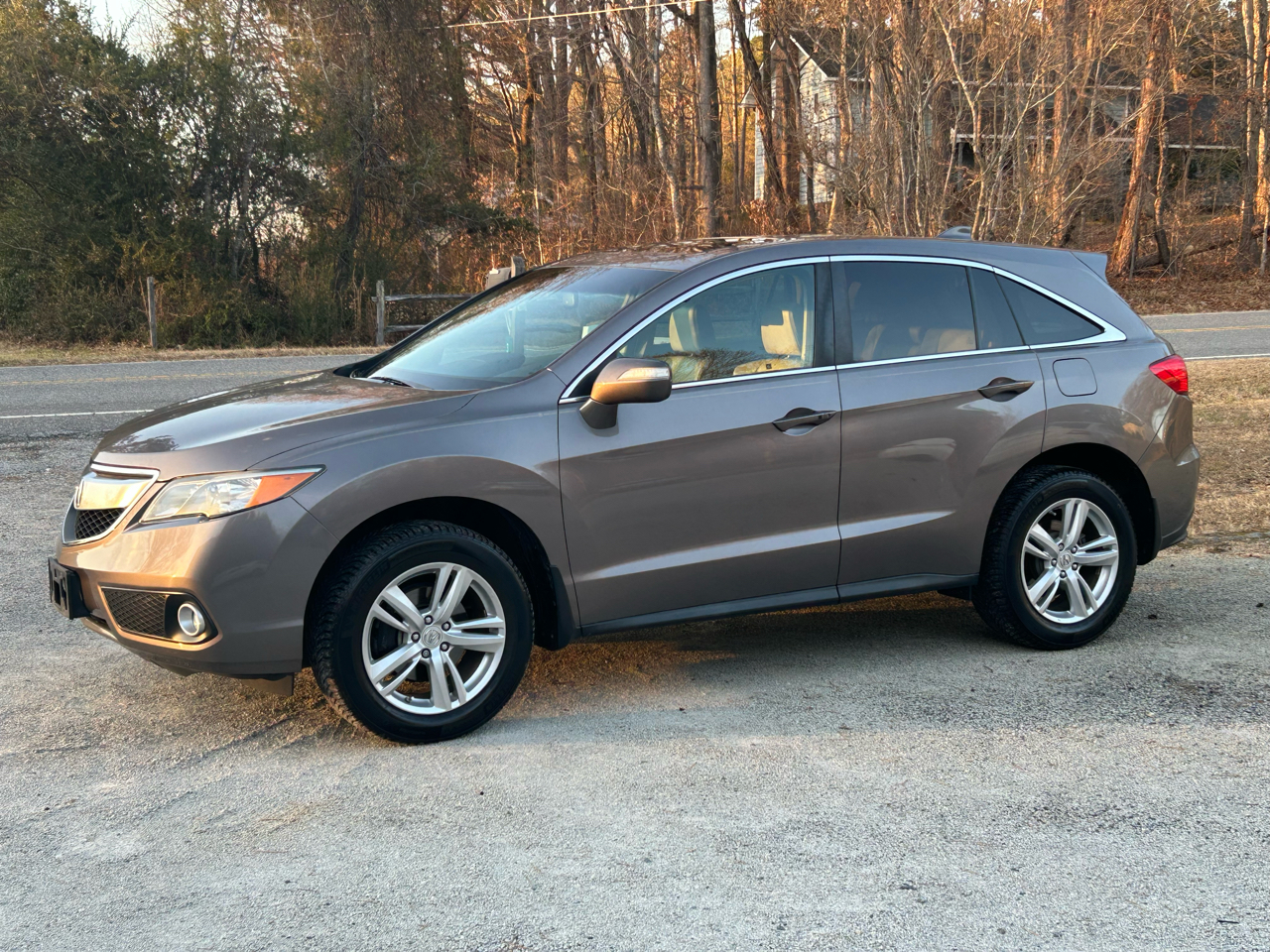 Acura RDX 6-Spd AT AWD w/ Technology Package 2013