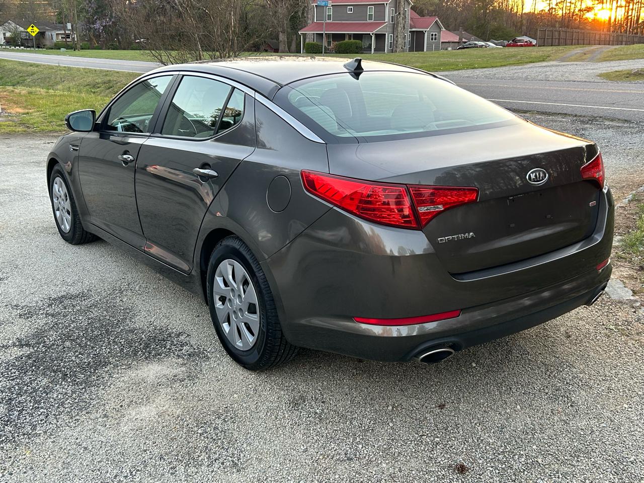 Kia Optima LX 2011