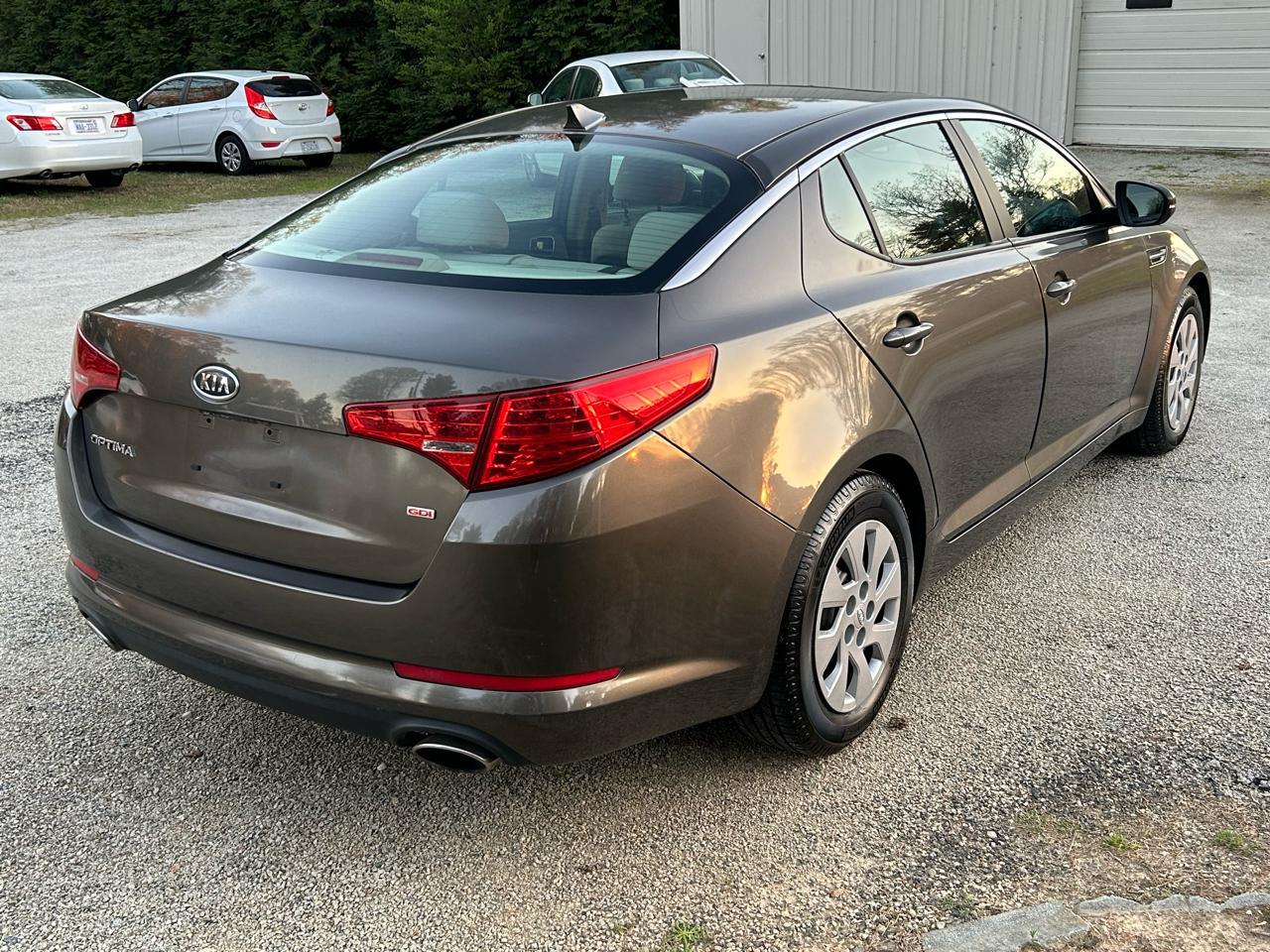 Kia Optima LX 2011