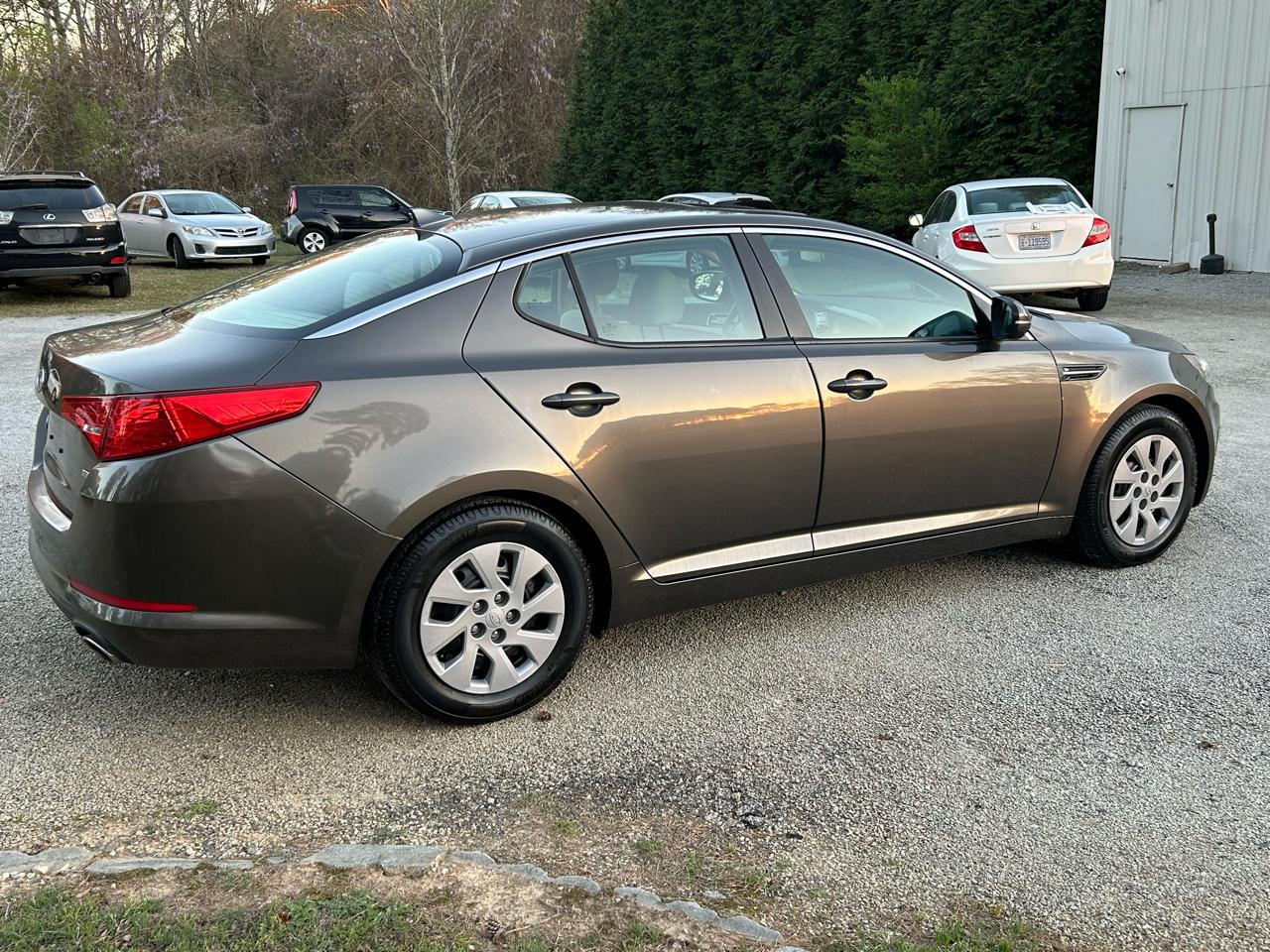 Kia Optima LX 2011