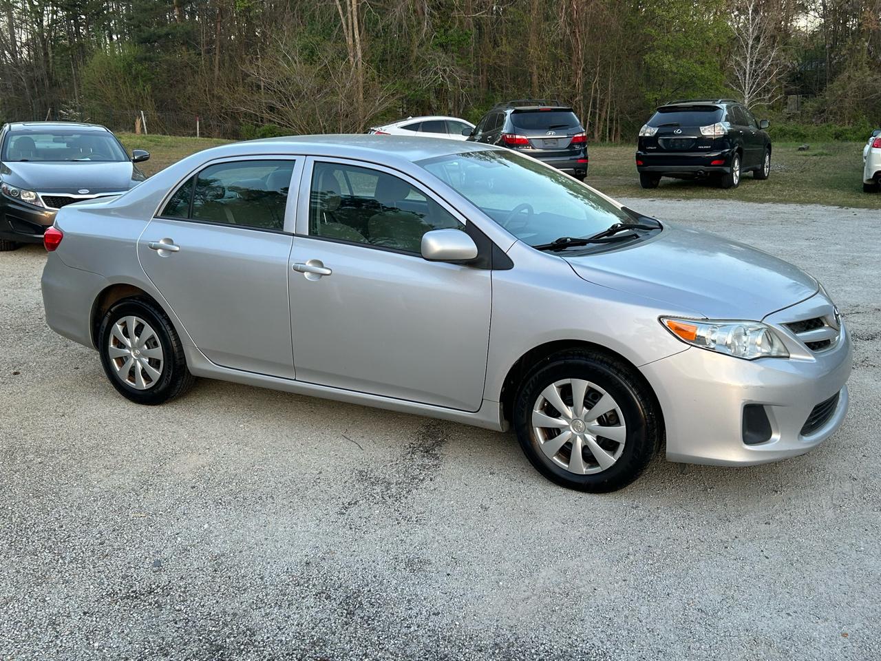 Toyota Corolla L 2012