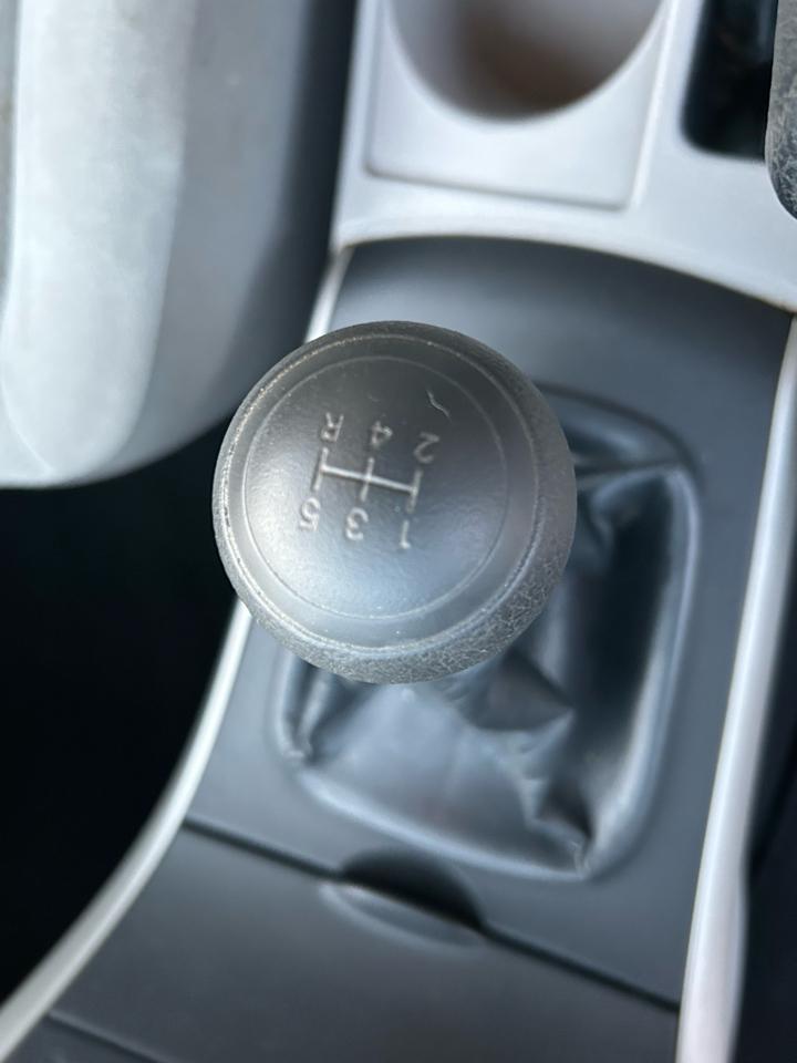 Toyota Corolla L 2012