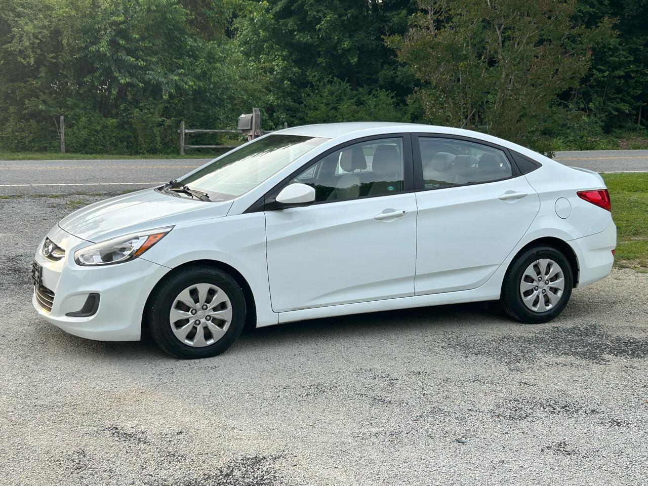 Hyundai Accent SE 2016