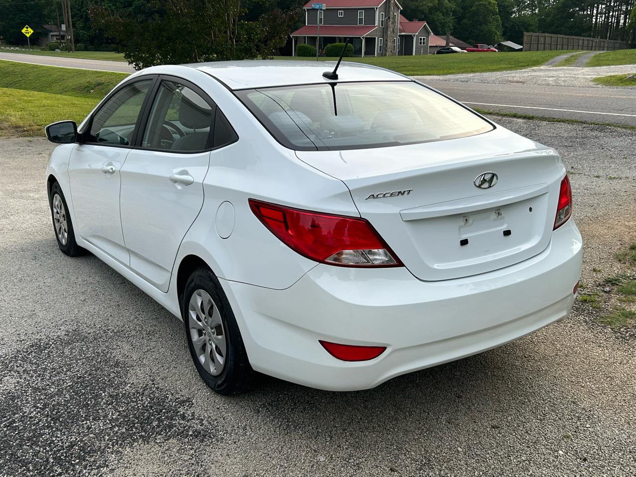Hyundai Accent SE 2016