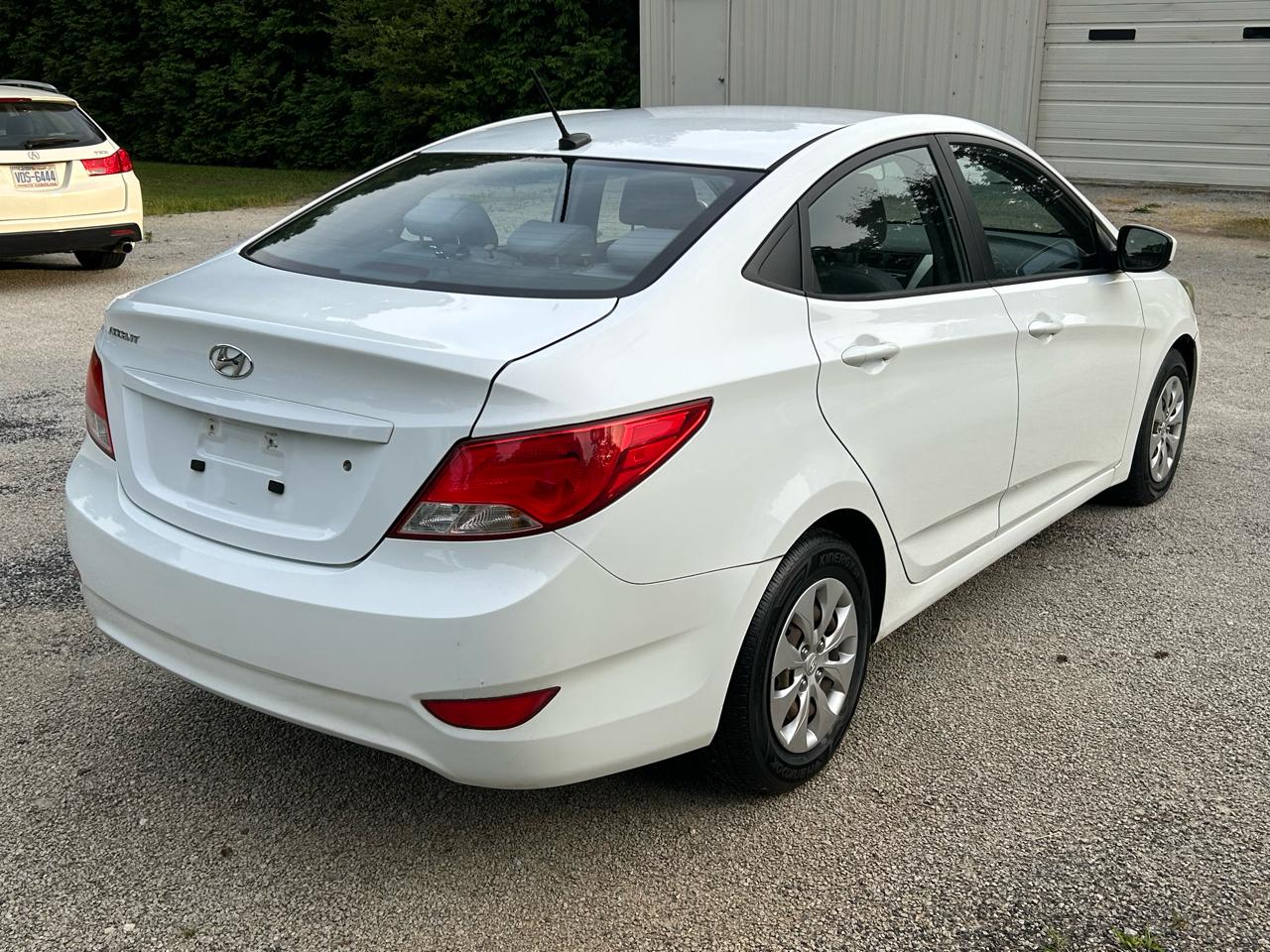Hyundai Accent SE 2016