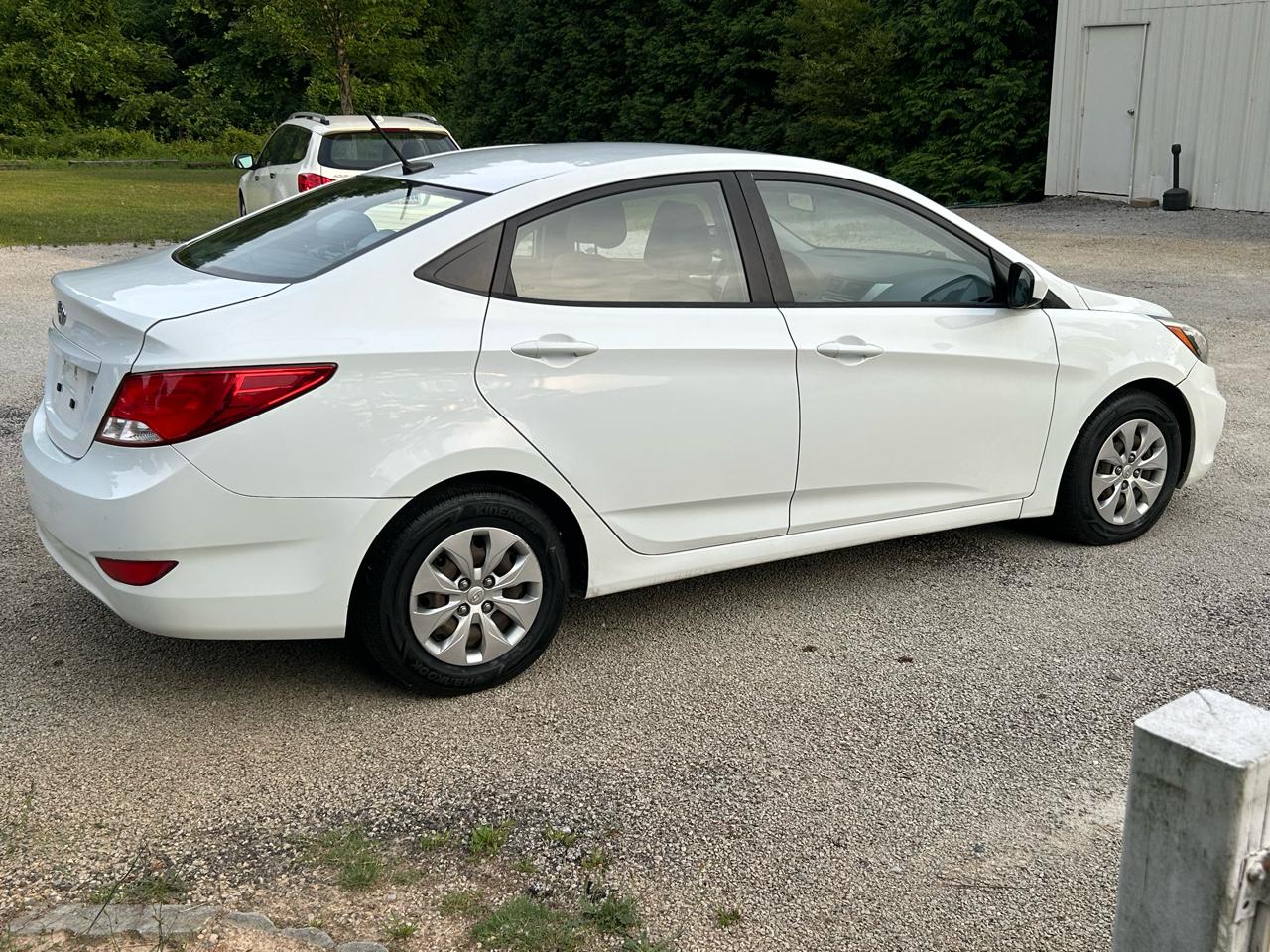 Hyundai Accent SE 2016