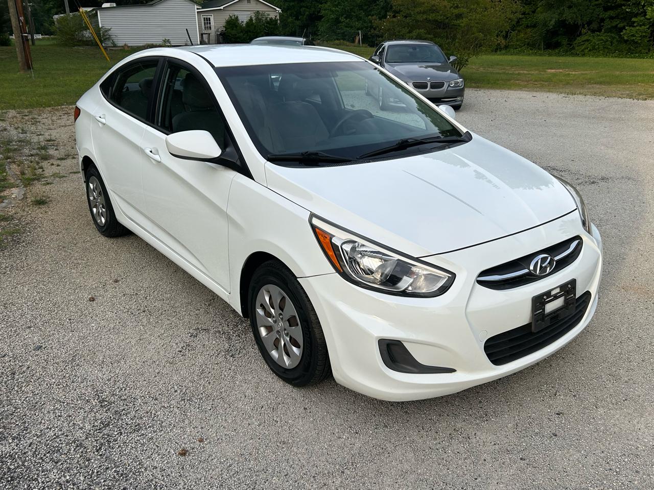Hyundai Accent SE 2016
