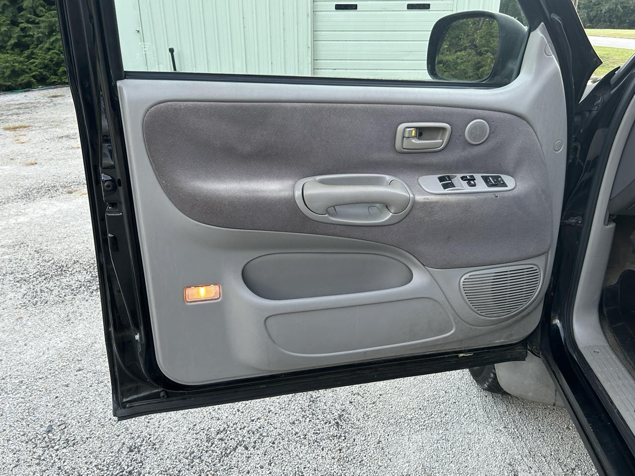 Toyota Tundra SR5 Access Cab 2WD 2002