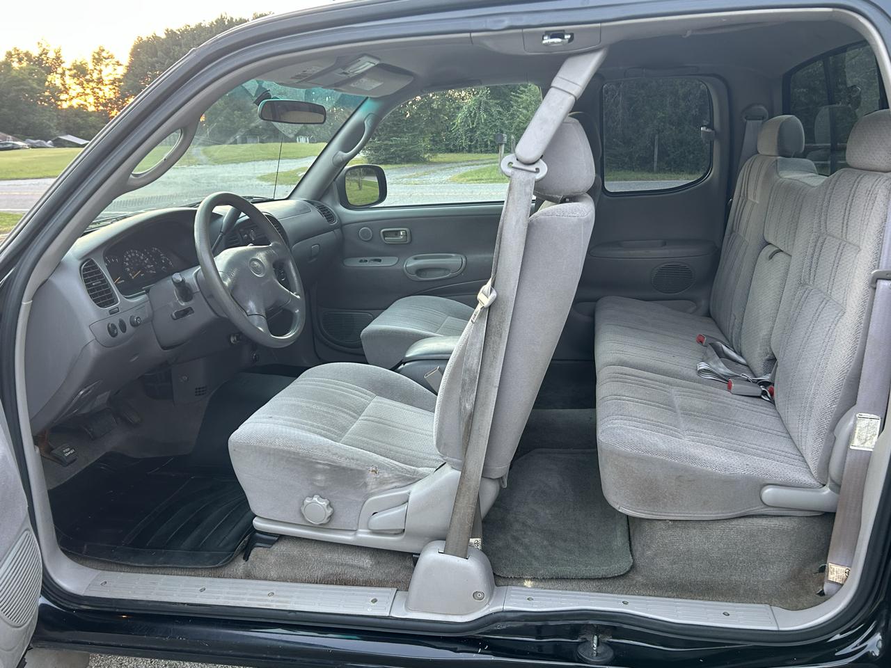 Toyota Tundra SR5 Access Cab 2WD 2002