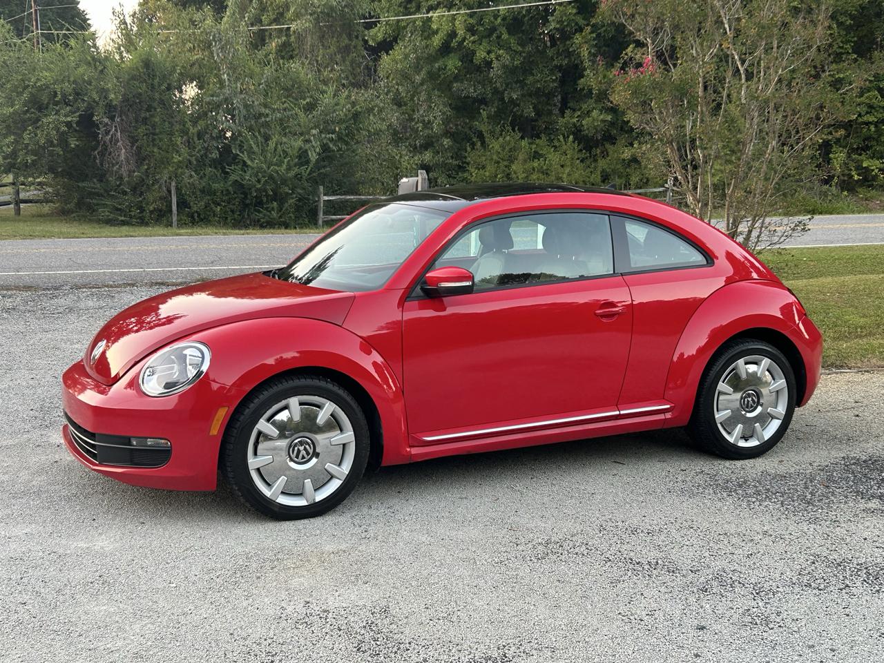 Volkswagen Beetle  2013