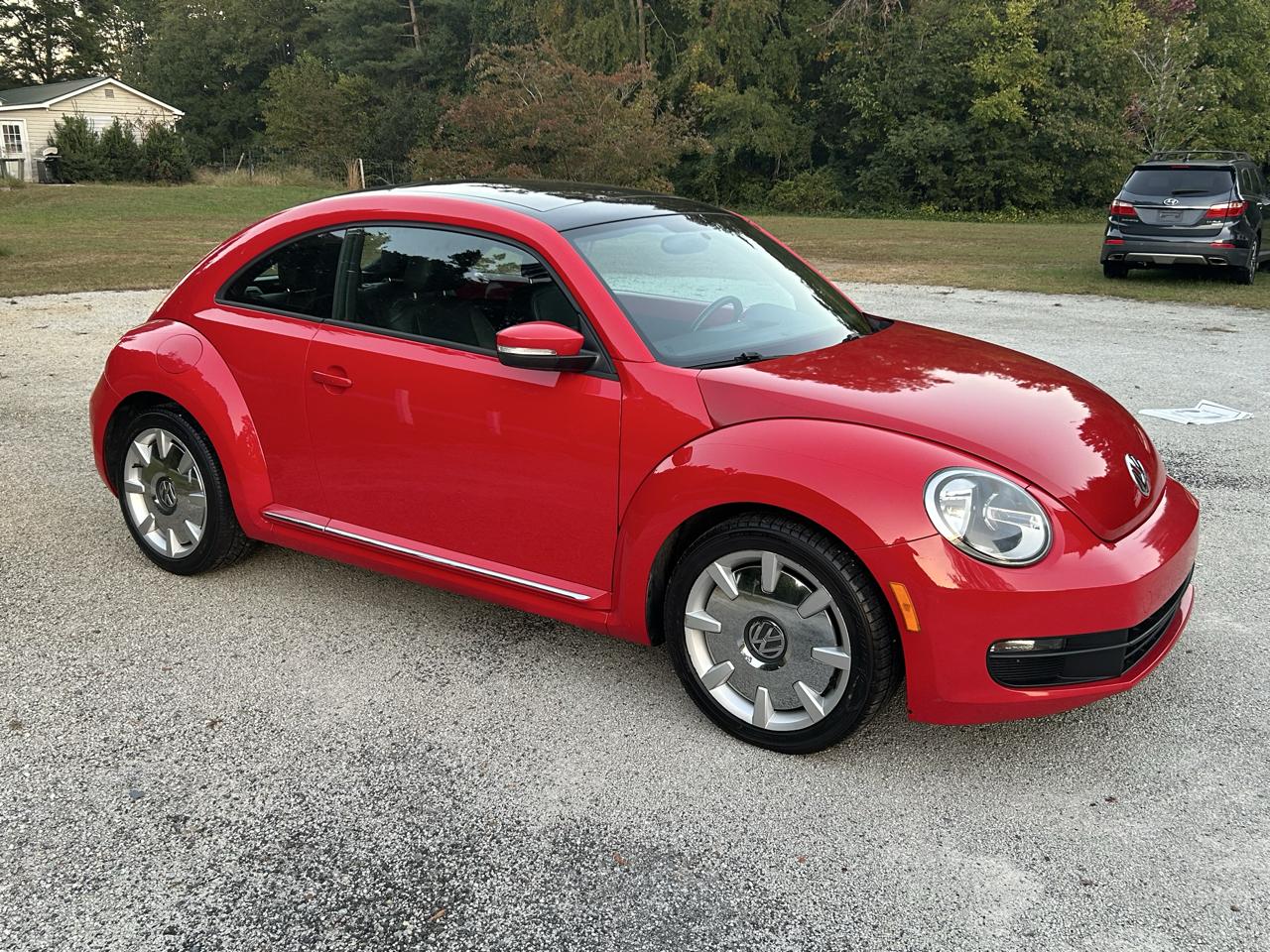 Volkswagen Beetle  2013