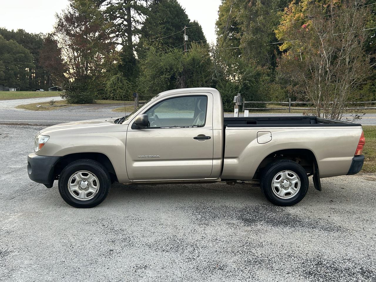 Toyota Tacoma Regular Cab I4 Automatic 2WD 2005