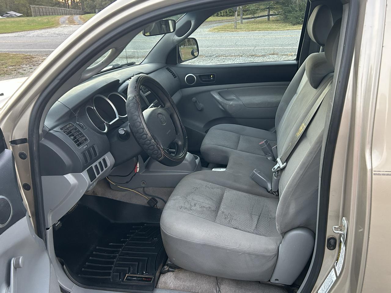 Toyota Tacoma Regular Cab I4 Automatic 2WD 2005