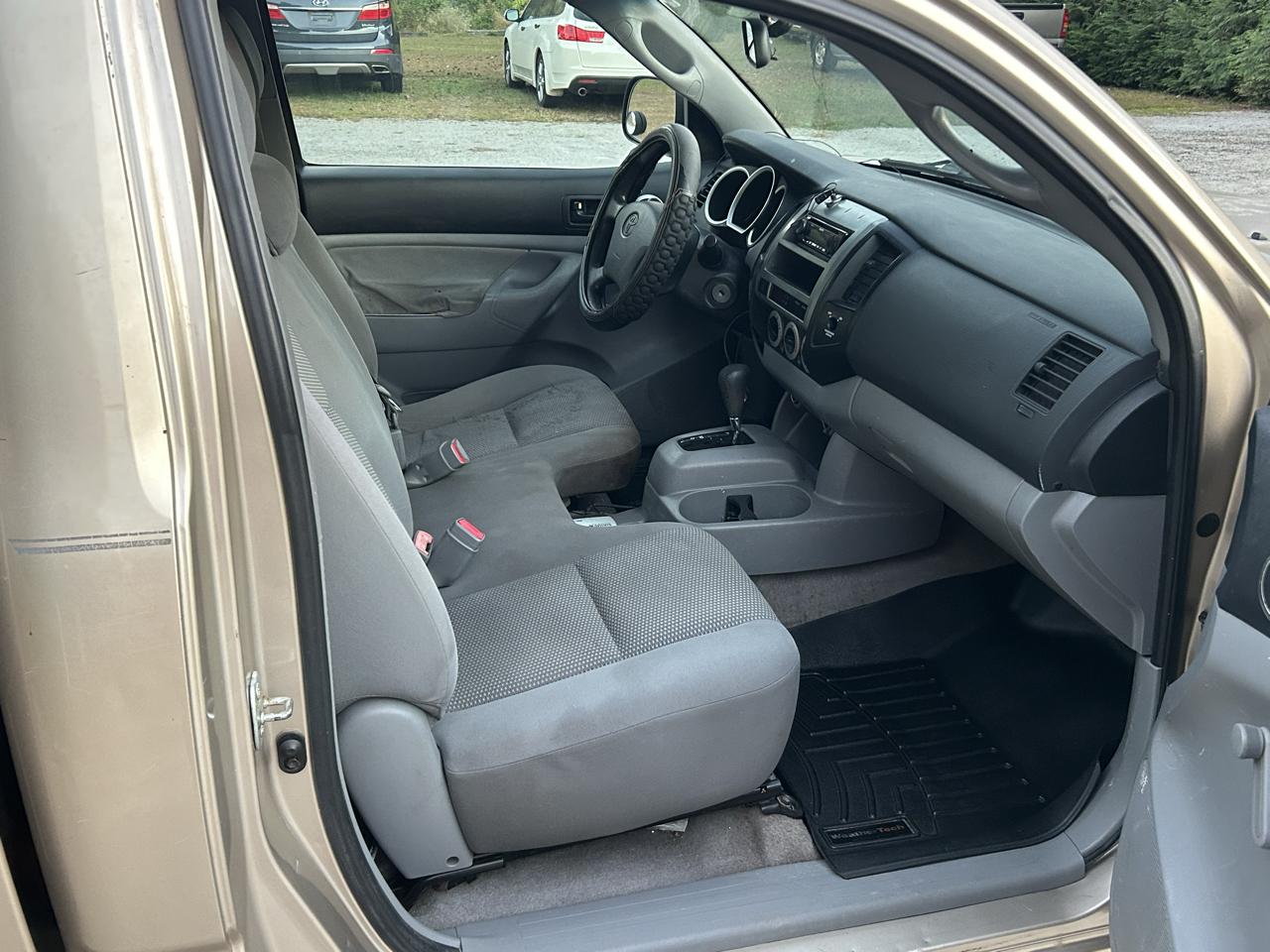 Toyota Tacoma Regular Cab I4 Automatic 2WD 2005