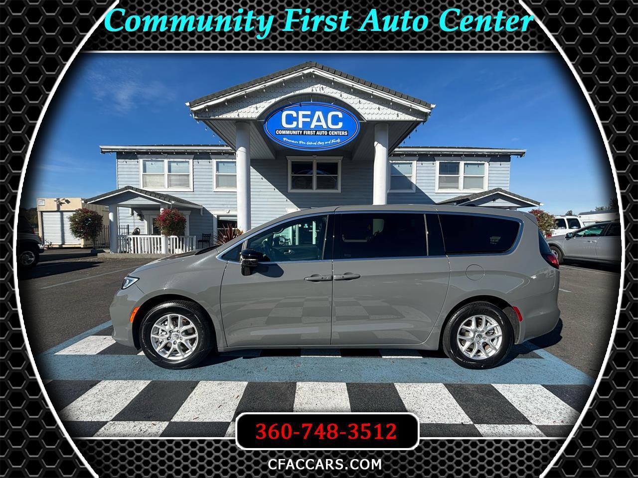 2025 Chrysler Pacifica Select