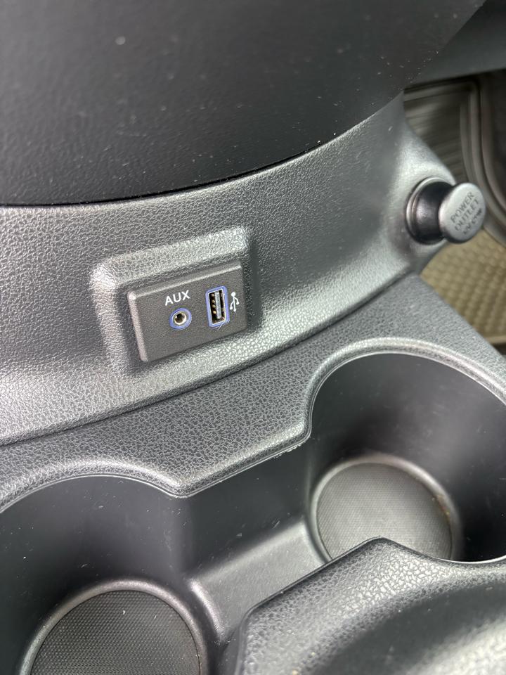 Nissan Versa photo 16
