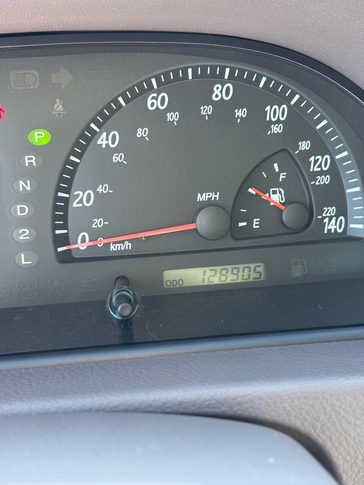 Toyota Camry photo 14