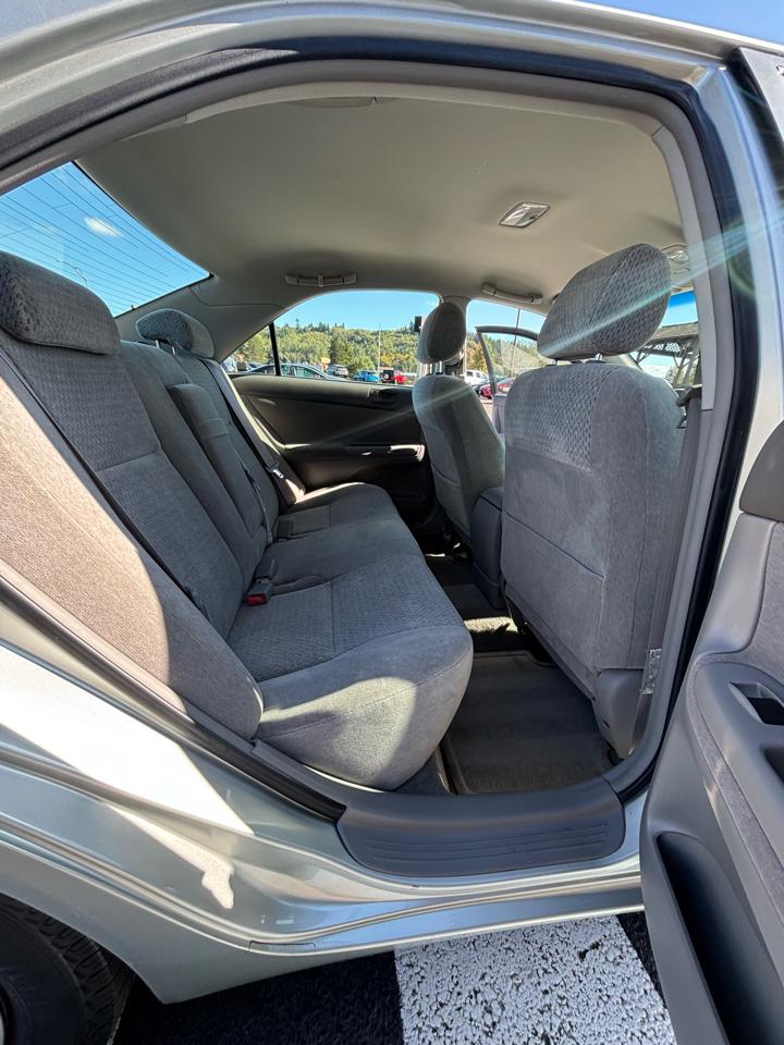 Toyota Camry photo 20