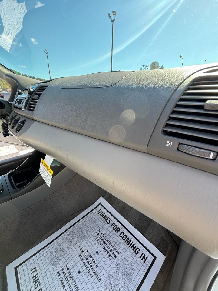Toyota Camry photo 24