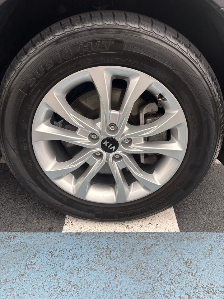 Kia Telluride photo 26