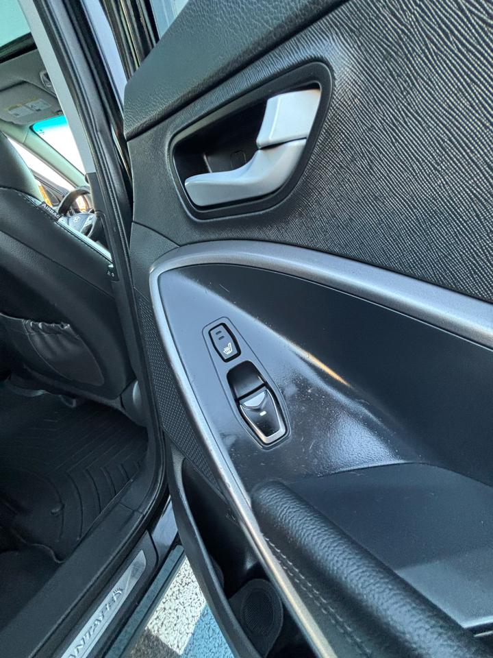 Hyundai Santa Fe Sport photo 28