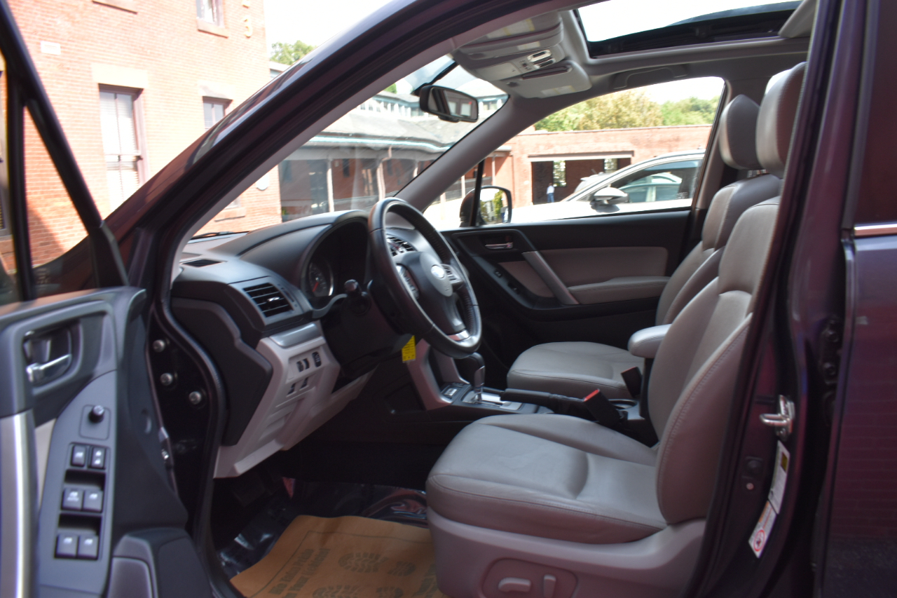 Subaru Forester 4dr Auto 2.5i Limited PZEV 2014