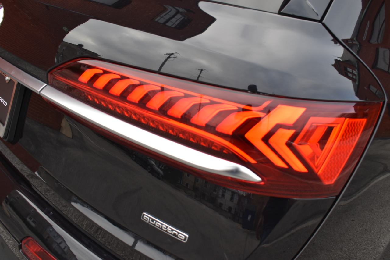 Audi Q7 Premium 55 TFSI quattro 2021